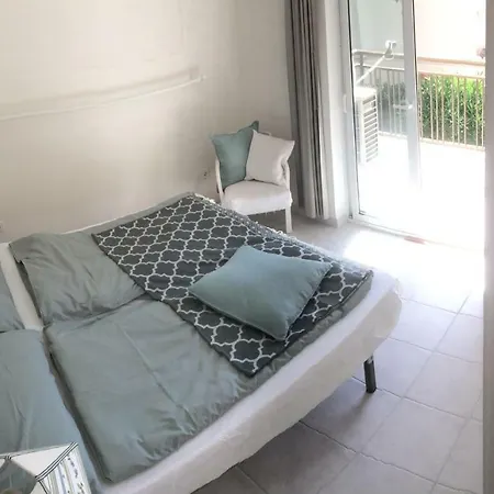 La Vida Es Bella En *